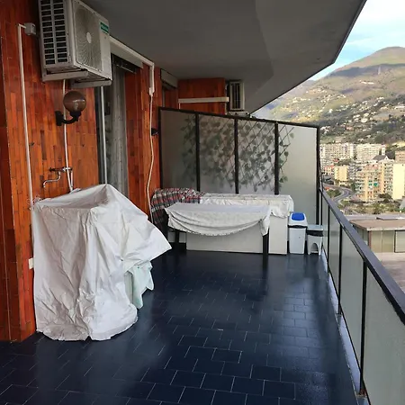 Vista Panoramica Mare E Monti Sanremo